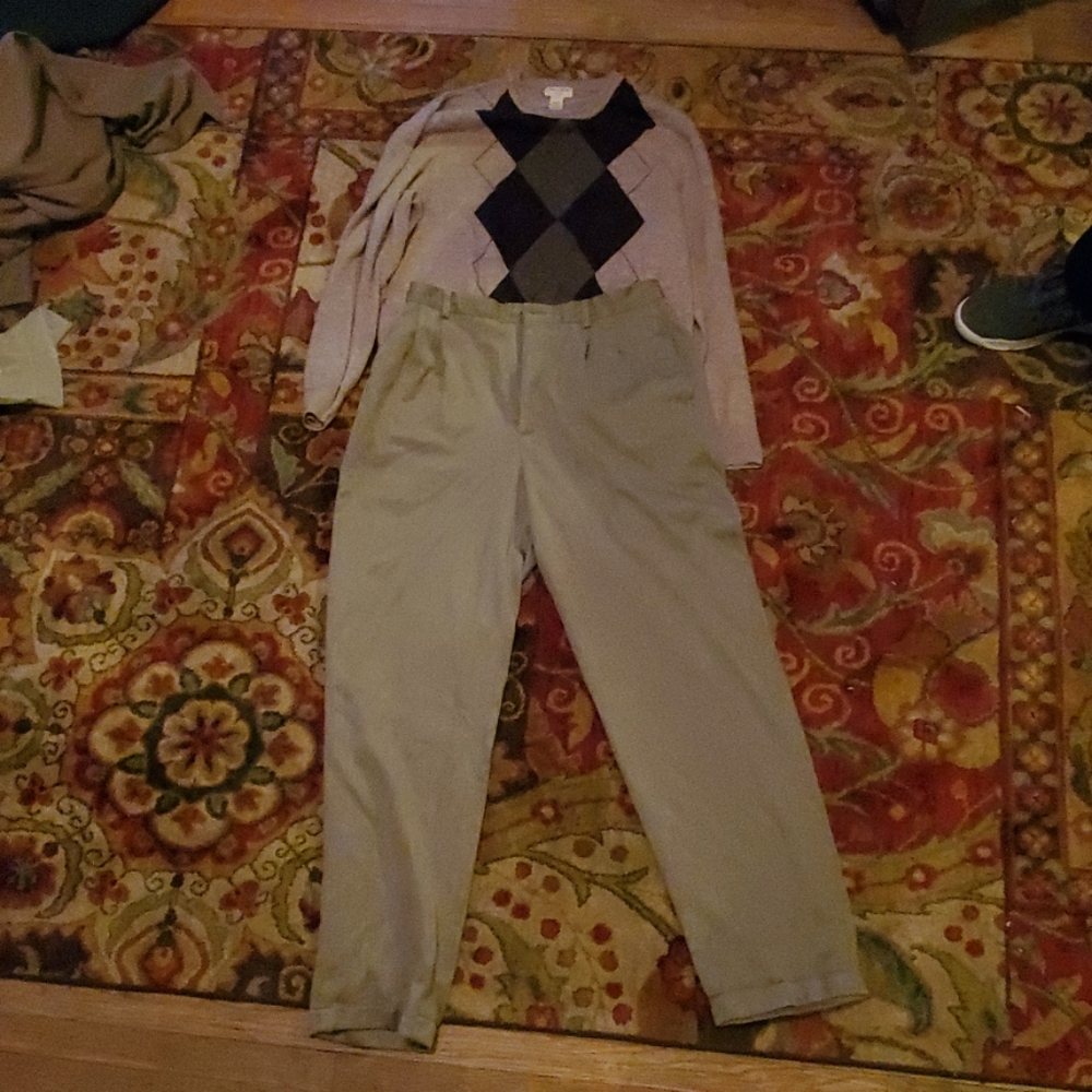 CLAIBORNE PANTS 36 34 FREE DOCKERS SWEATER XL
